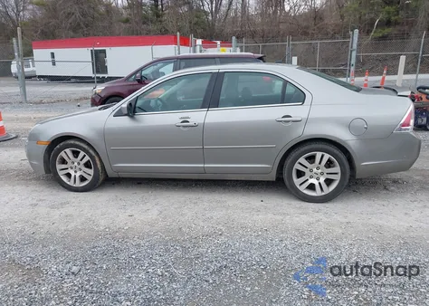 2008 Ford Fusion Sel z USA, uszkodzony, nr VIN 3FAHP08198R123647